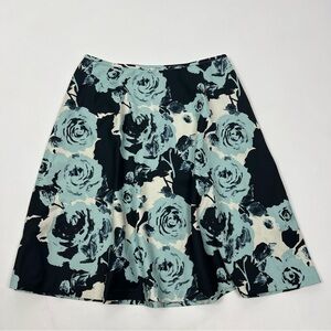 Talbots NWT A-Line Skirt Floral Pattern Office Work Career Navy Size 4 Petite